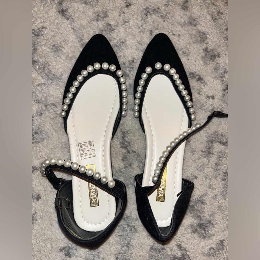 Flats 
Brand new never worn